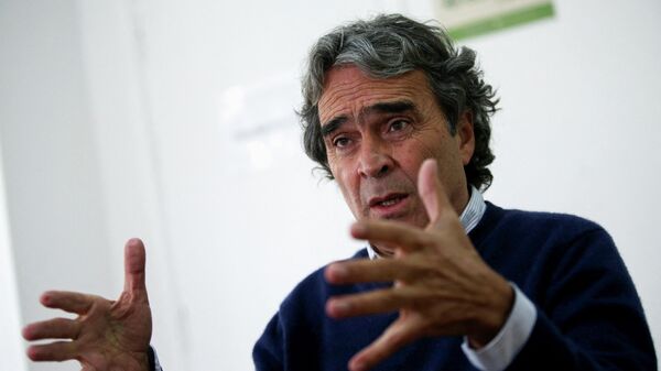 Sergio Fajardo, candidato presidencial de centro en Colombia - Sputnik Mundo