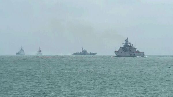 Los buques militares rusos en el mar Negro - Sputnik Mundo