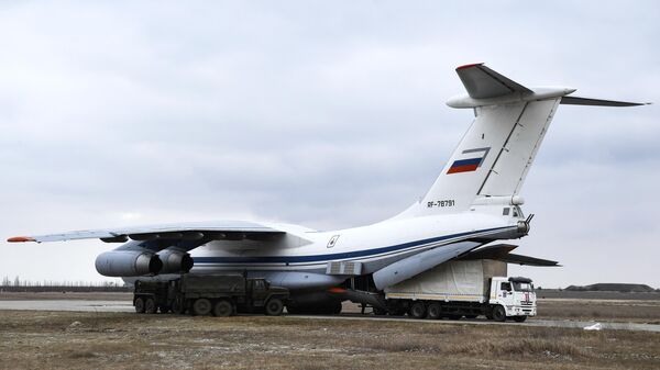Los aviones Il-76 de la Fuerza Aérea rusa (referencial) - Sputnik Mundo