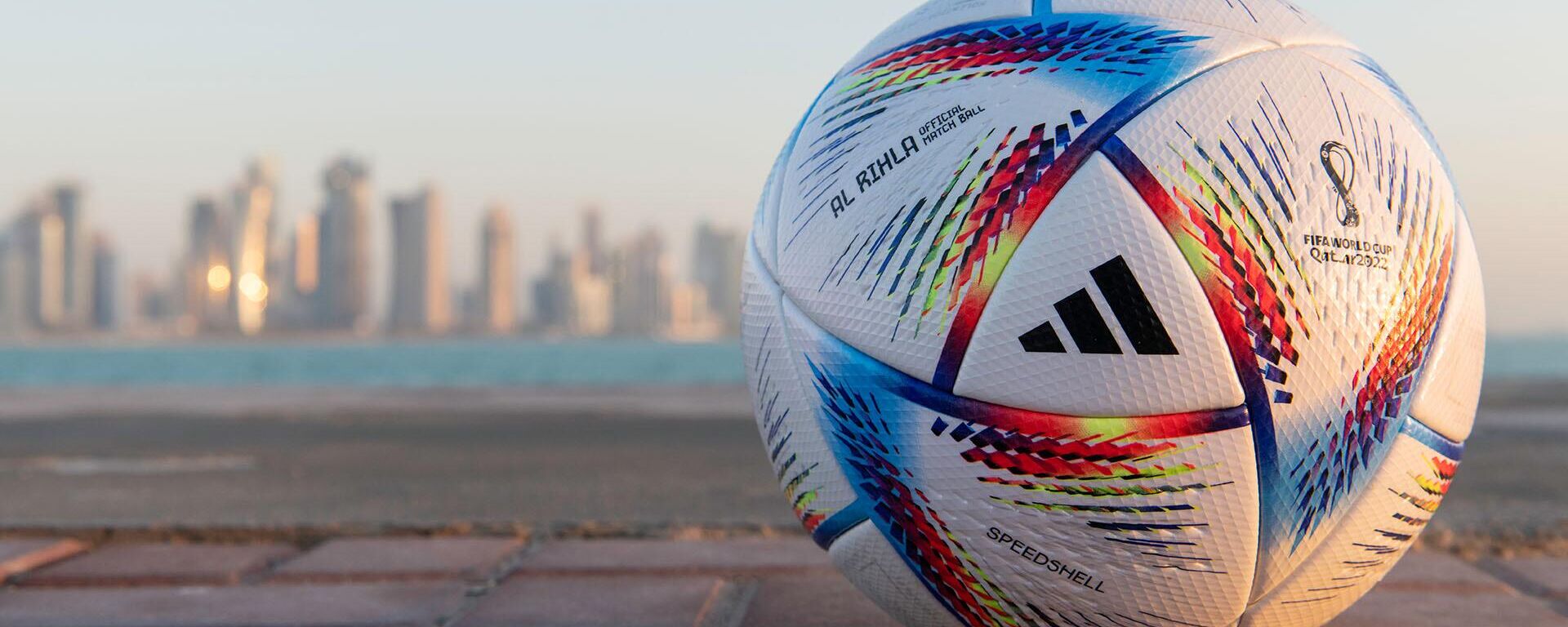  La empresa Adidas presentó a 'Al Rihla' como el balón oficial de la Copa Mundial de la FIFA Catar 2022 - Sputnik Mundo, 1920, 30.03.2022