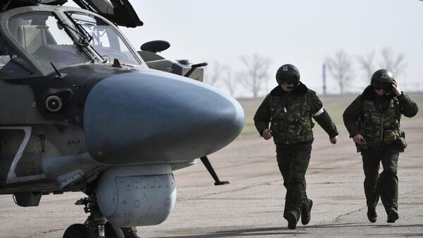 Militares rusos durante la operación especial militar en Ucrania - Sputnik Mundo