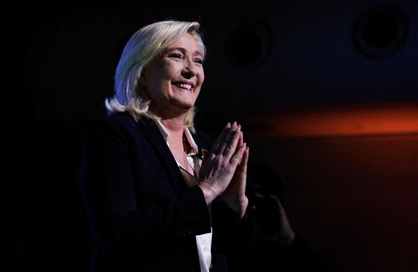 La candidata presidencial francesa Marine Le Pen, líder del partido de extrema derecha Agrupación Nacional, tras el anuncio de los resultados provisionales. - Sputnik Mundo