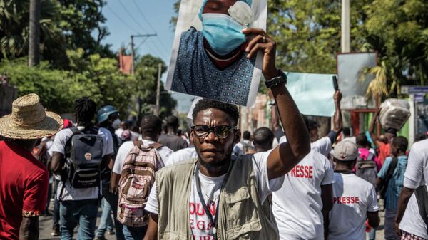 Protesta de periodistas en Haití contra la violencia - Sputnik Mundo