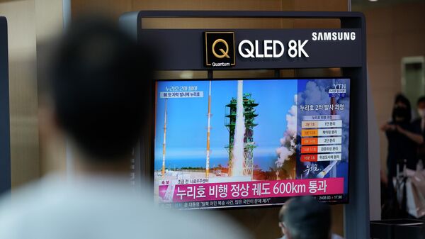 Corea del Sur lanza al espacio el cohete de fabricación nacional Nuri - Sputnik Mundo
