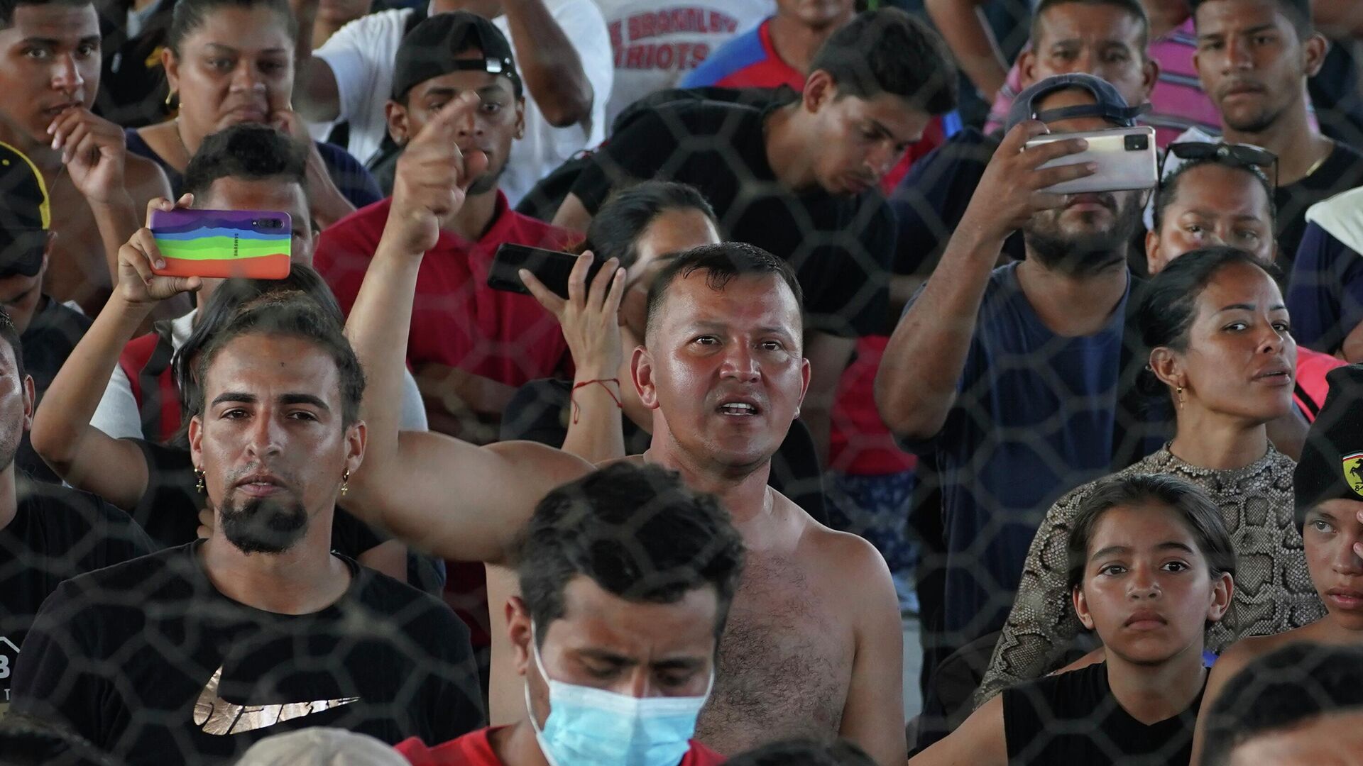 La caravana migrante m s grande que ha cruzado M xico enfrenta la