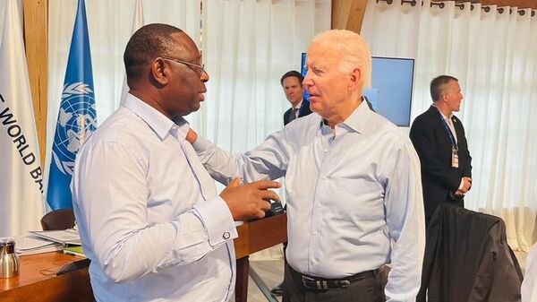 El presidente de  Senegal, Macky Sall, y su  homólogo estadounidense, Joe Biden - Sputnik Mundo