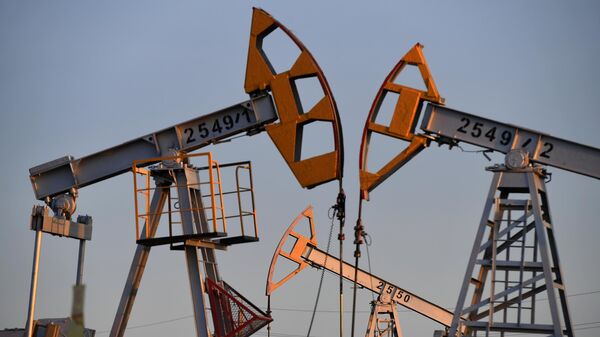 Extracción de petróleo en Rusia - Sputnik Mundo