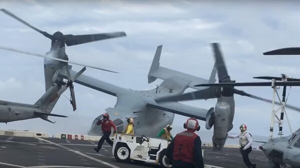 Un convertiplano MV-22 Osprey se estrella a bordo del USS Green Bay - Sputnik Mundo