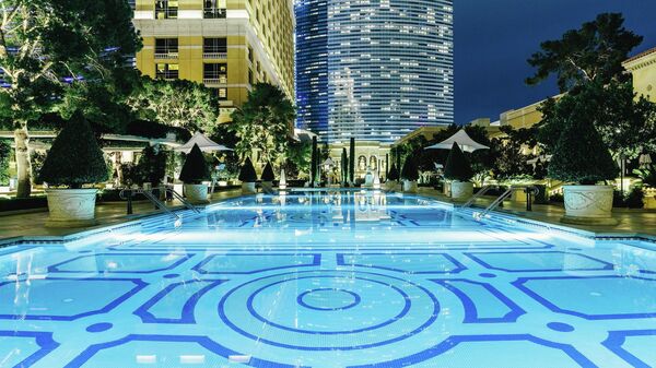 Piscina de la cadena MGM Resorts, en Las Vegas - Sputnik Mundo