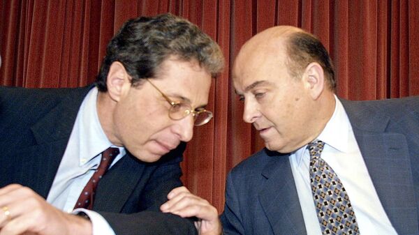 Daniel Marx y Domingo Cavallo en noviembre de 2001 - Sputnik Mundo