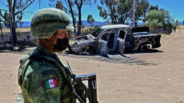 Un soldado del ejército mexicano durante un operativo en Zacatecas, en el centro de México - Sputnik Mundo