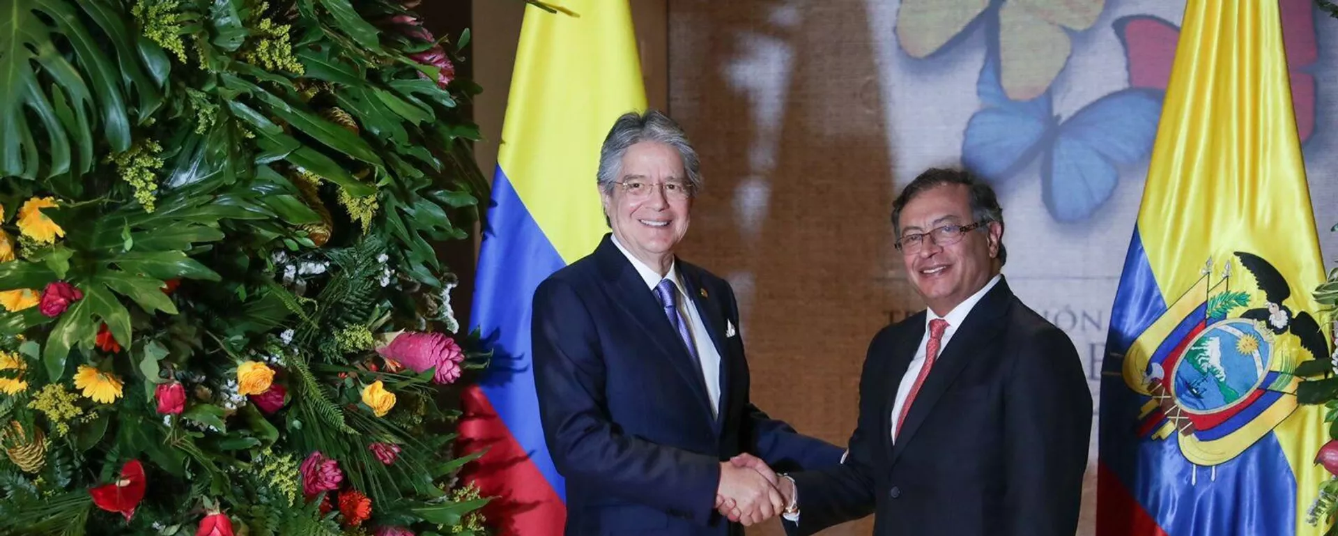 El presidente de Ecuador, Guillermo Lasso, durante la toma de posesión de su par de Colombia, Gustavo Petro. - Sputnik Mundo, 1920, 10.08.2022