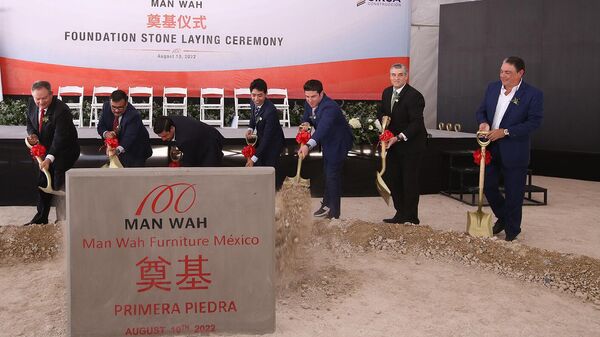 Ceremonia de colocación de la primera piedra de la empresa Man Wah en Monterrey. - Sputnik Mundo
