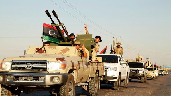 Las fuerzas leales a uno de los gobiernos rivales de Libia encabezado por el primer ministro Fathi Bashaga - Sputnik Mundo