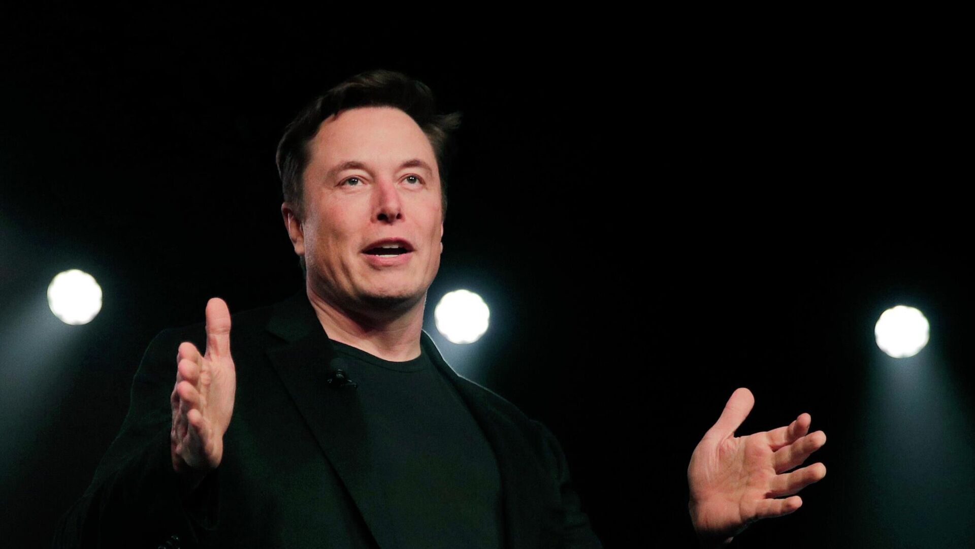 Elon Musk prevé invertir $5.000 millones en una fábrica de automóviles  Tesla en México - 01.03.2023, Sputnik Mundo