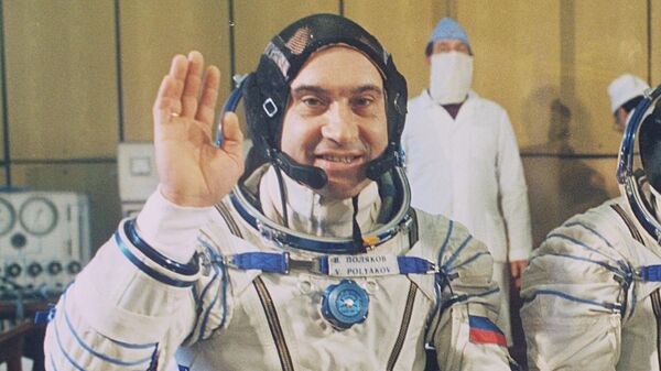 Valeri Poliakov, el cosmonauta soviético   - Sputnik Mundo