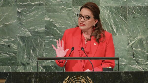 La presidenta de Honduras, Xiomara Casto, en la 77 sesión de la Asamblea General de Naciones Unidas - Sputnik Mundo