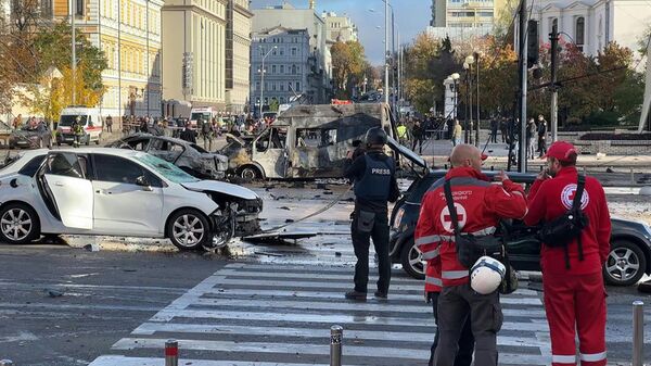 Las consecuencias de las explosiones del 10 de octubre en Kiev, Ucrania - Sputnik Mundo