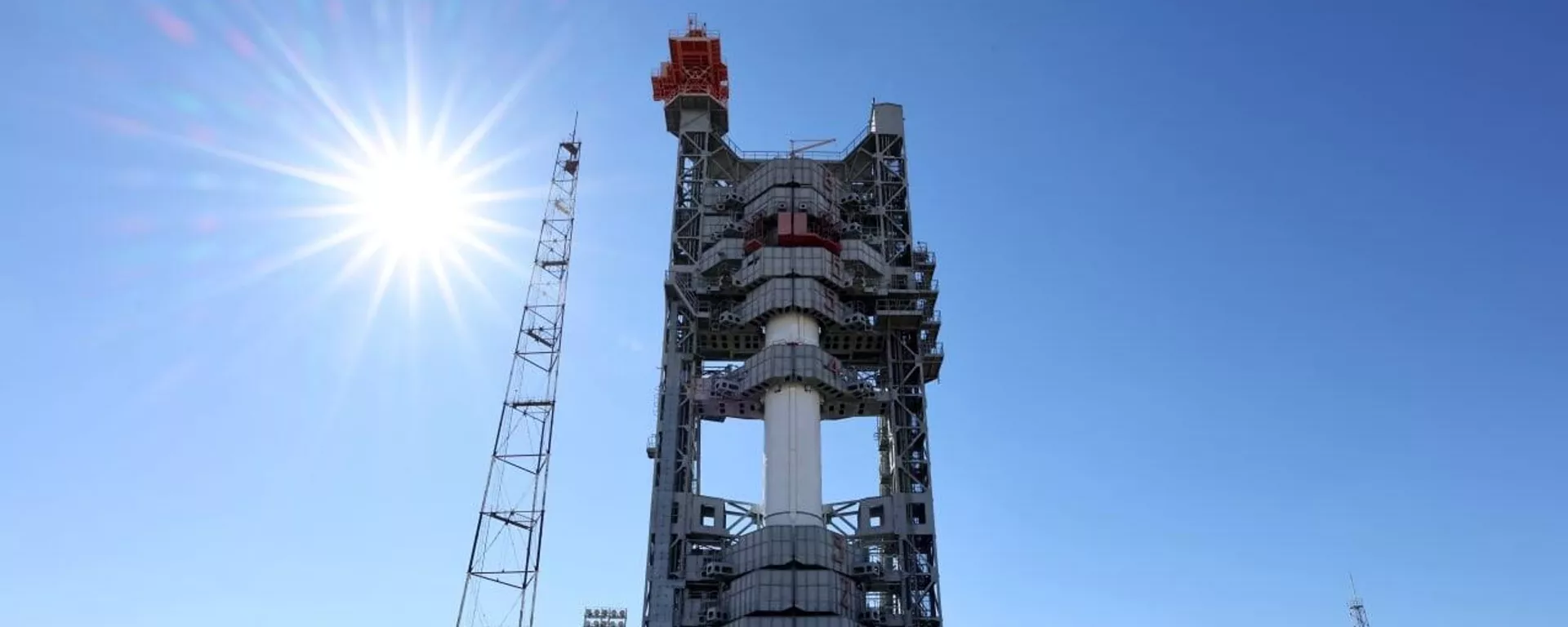 El cohete espacial Protón-M, cargado con el satélite ruso-angoleño AngoSat-2 El cohete espacial Protón-M, cargado con el satélite ruso-angoleño AngoSat-2 - Sputnik Mundo, 1920, 12.10.2022