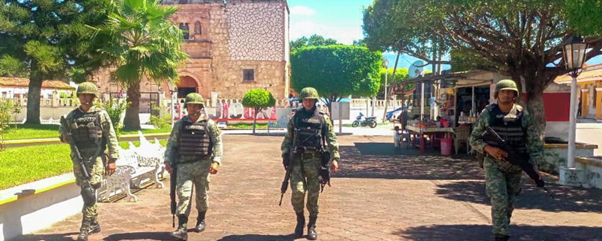 Elementos del Ejército mexicano deambulando en Nayarit. Elementos del Ejército mexicano deambulando en Nayarit. - Sputnik Mundo, 1920, 22.10.2022