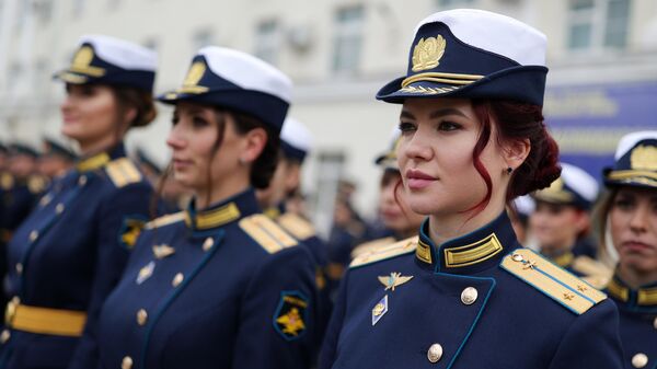 Выпуск в Краснодарском высшем военном авиационном училище - Sputnik Mundo