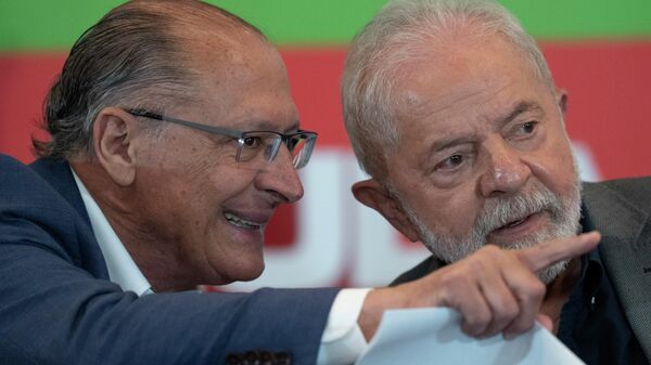 El vicepresidente electo Geraldo Alckmin será el coordinador del equipo de transición del Gobierno de Luiz Inácio Lula da Silva  - Sputnik Mundo