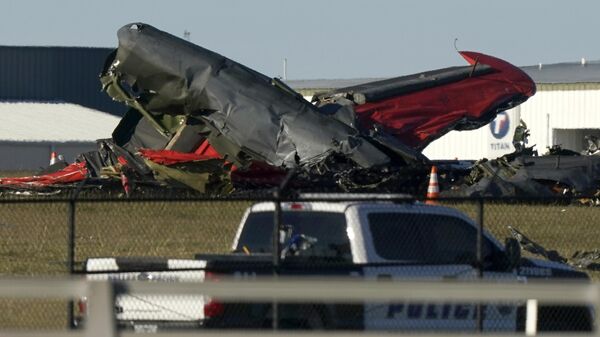 Accidente en el show aéreo en Dallas, EEUU - Sputnik Mundo