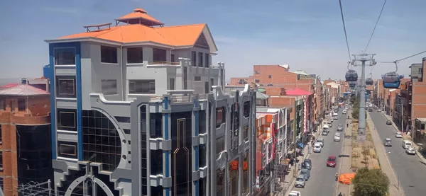 Los cholets prácticamente se han convertido en la carta de presentación de la ciudad más joven de Bolivia - Sputnik Mundo