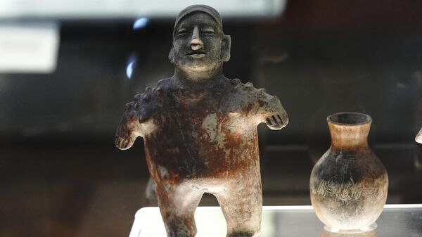 Unas de piezas arqueológicas de México (archivo) - Sputnik Mundo