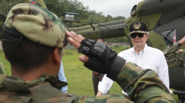 Saludo militar al presidente de Ecuador, Guillermo Lasso - Sputnik Mundo