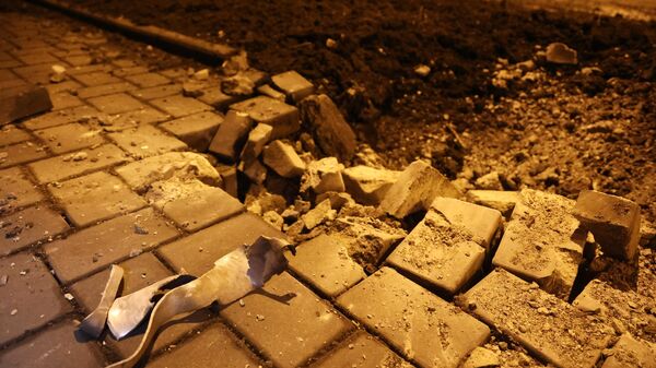 Resultados de bombradeo en Donetsk (imagen referencial) - Sputnik Mundo