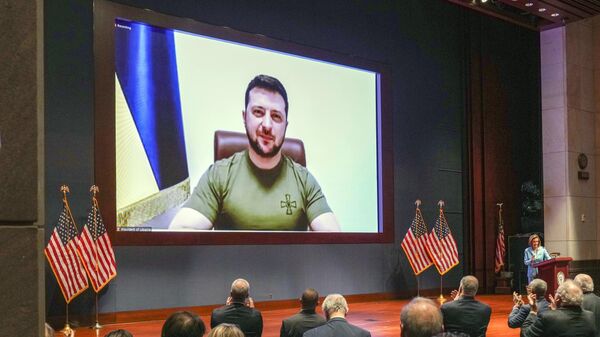 El presidente de Ucrania, Volodímir Zelenski, en una reunión virtual con congresistas de EEUU en marzo de 2022 - Sputnik Mundo
