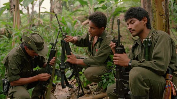 Rebeldes de las Fuerzas Armadas Revolucionarias de Colombia (FARC) - Sputnik Mundo