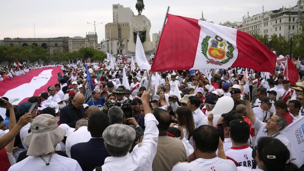 Una marcha por la paz en Perú, el 3 de enero de 2023 - Sputnik Mundo
