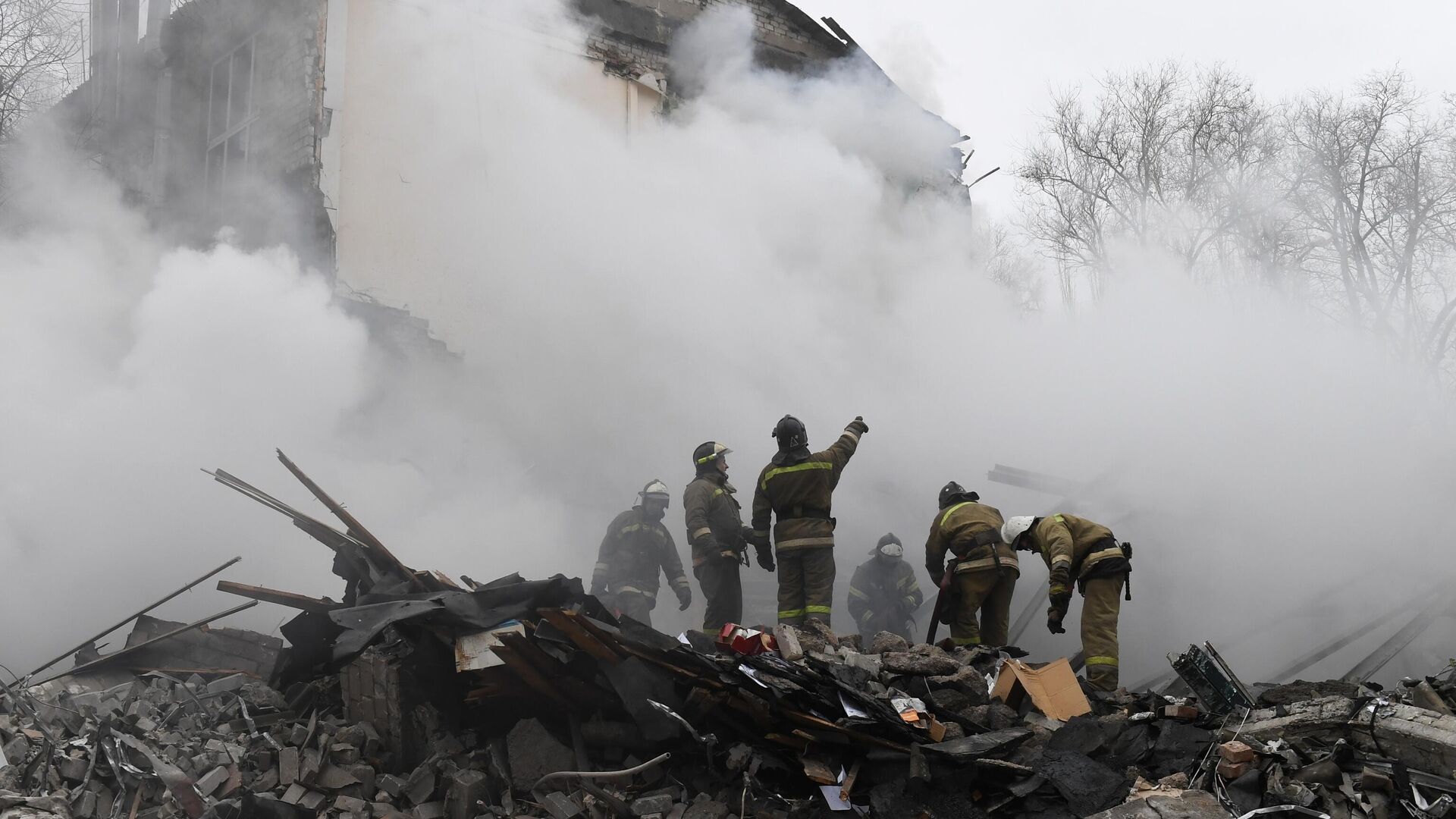 Un centro comercial destruido por las tropas ucranianas en Donetsk - Sputnik Mundo, 1920, 16.01.2023