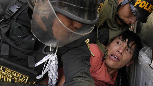Las protestas en Perú, el 19 de enero - Sputnik Mundo