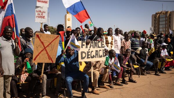 Protestas en Burkina Faso - Sputnik Mundo