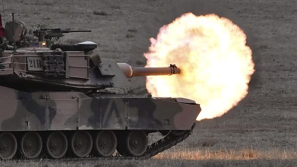 El tanque de batalla M1A1 Abrams - Sputnik Mundo
