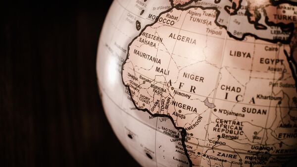 África en el globo (imagen referencial) - Sputnik Mundo