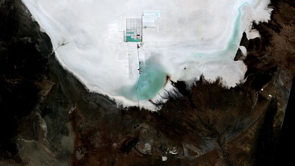 Mina de litio en el Salar de Uyuni, Bolivia - Sputnik Mundo