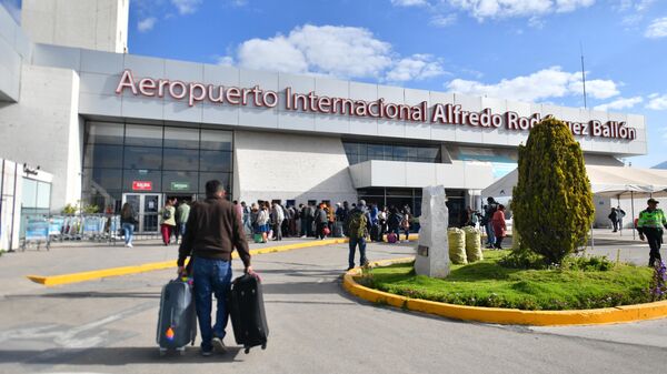 el Aeropuerto Internacional Alfredo Rodríguez Ballón tras permanecer cerrado una semana por protestas en Arequipa, Perú, el 19 de diciembre de 2022 - Sputnik Mundo