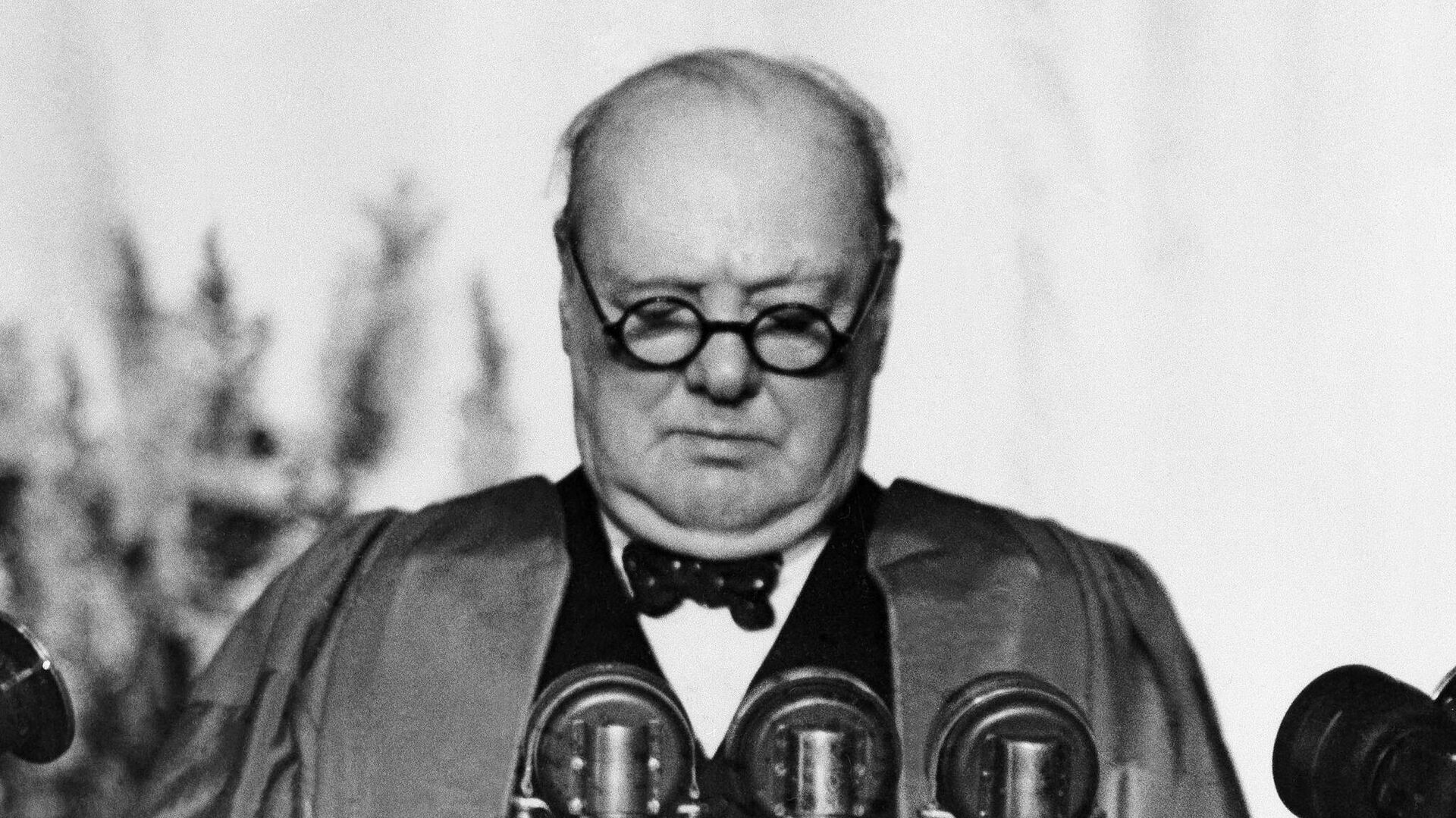 Winston Churchill, el ex primer ministro del Reino Unido, da un discurso en Fulton el 5 de marzo de 1946 - Sputnik Mundo, 1920, 05.03.2023
