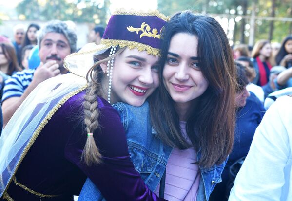 Mujeres en la fiesta armenia Hamshen en Abjasia. - Sputnik Mundo