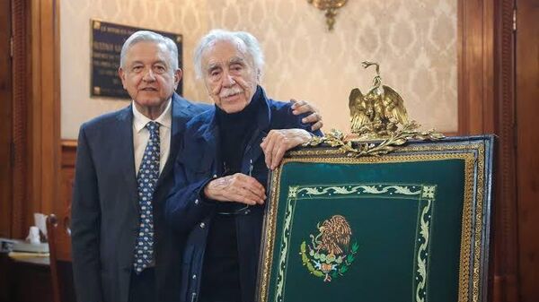 Carlos Payán Velver y el presidente mexicano Andrés Manuel López Obrador - Sputnik Mundo