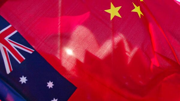 Banderas de China y Australia - Sputnik Mundo
