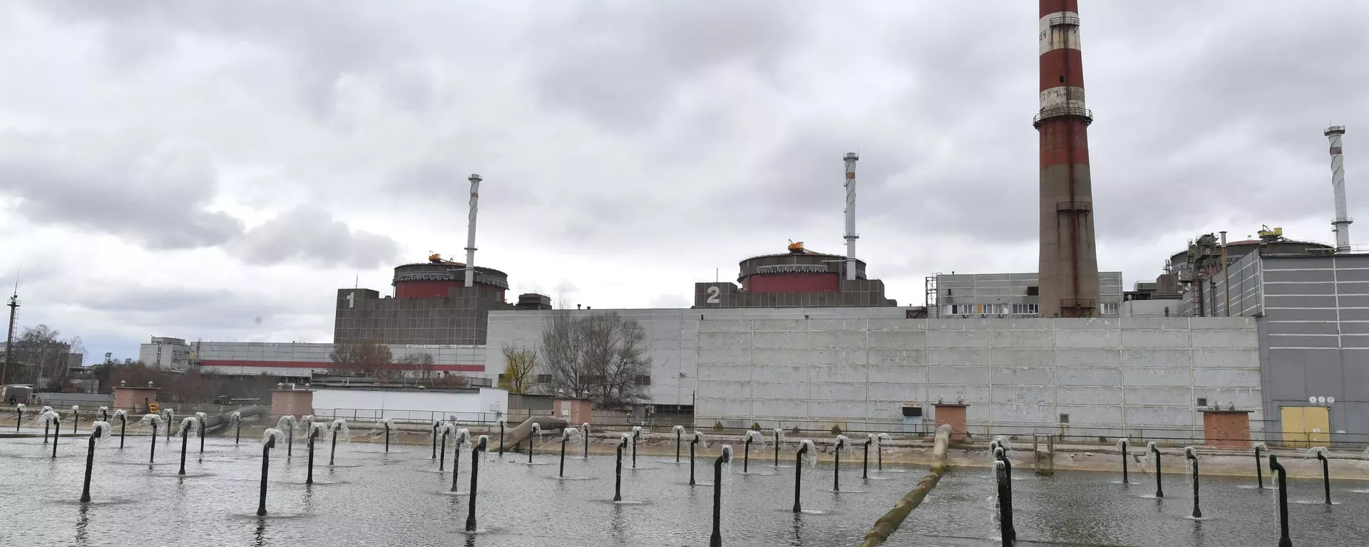 La planta nuclear de Zaporozhie - Sputnik Mundo, 1920, 07.04.2023