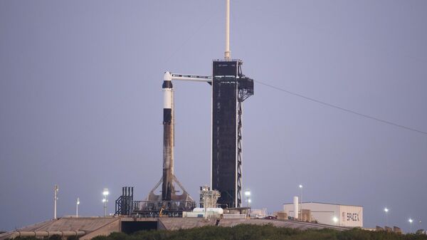 El cohete Falcon Heavy de SpaceX - Sputnik Mundo