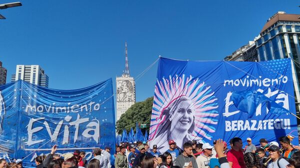 Movilizaciones en conmemoración del Día del Trabajador en Argentina - Sputnik Mundo