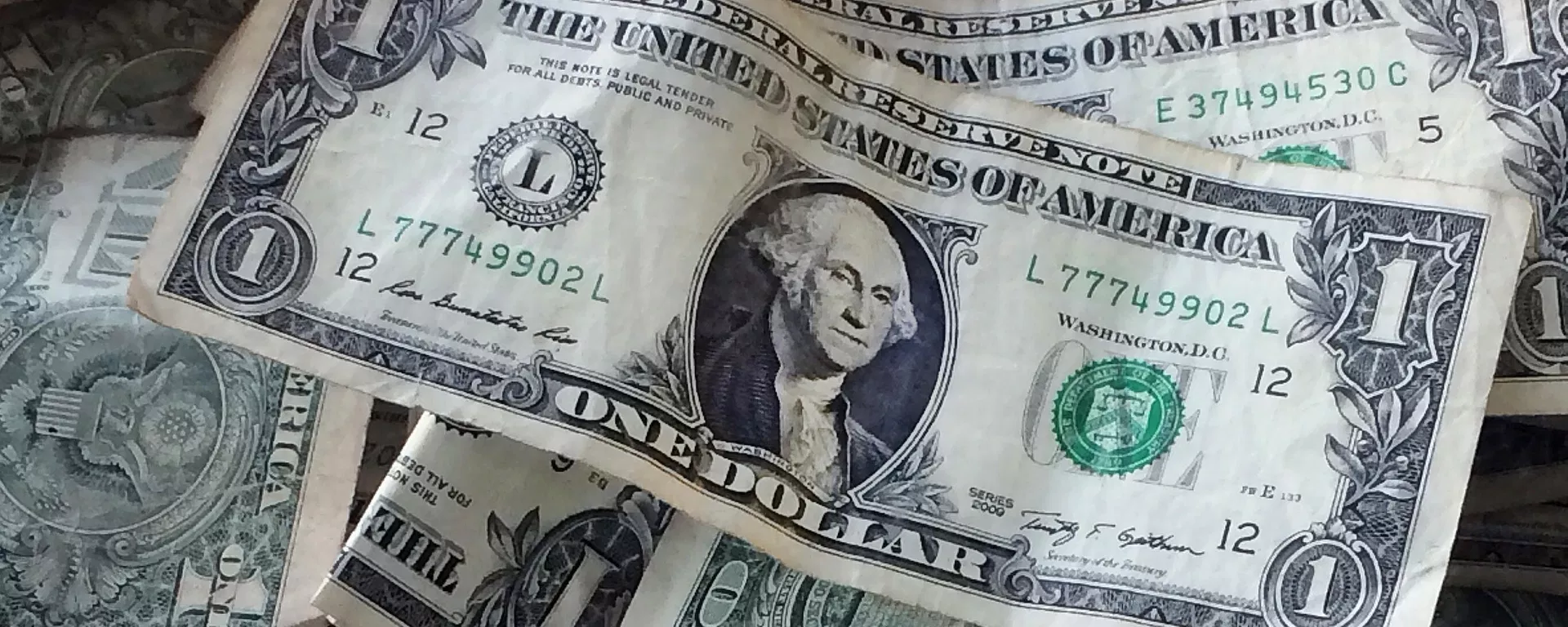 El dólar es una de las monedas más importantes del mundo y es originaria de Estados Unidos El dólar es una de las monedas más importantes del mundo y es originaria de Estados Unidos - Sputnik Mundo, 1920, 12.05.2023