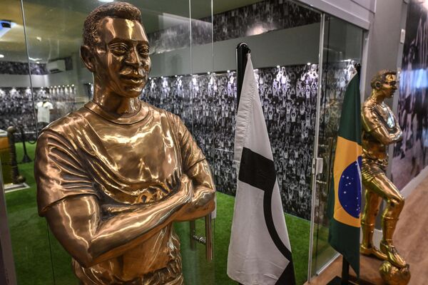 El monumento se encuentra en el Memorial Necrópole Ecumênica, de 32 pisos, considerado el cementerio más alto del mundo, que figura en el Libro Guinness de los récords. El monumento se encuentra en el Memorial Necrópole Ecumênica, de 32 pisos, considerado el cementerio más alto del mundo, que figura en el Libro Guinness de los récords. - Sputnik Mundo